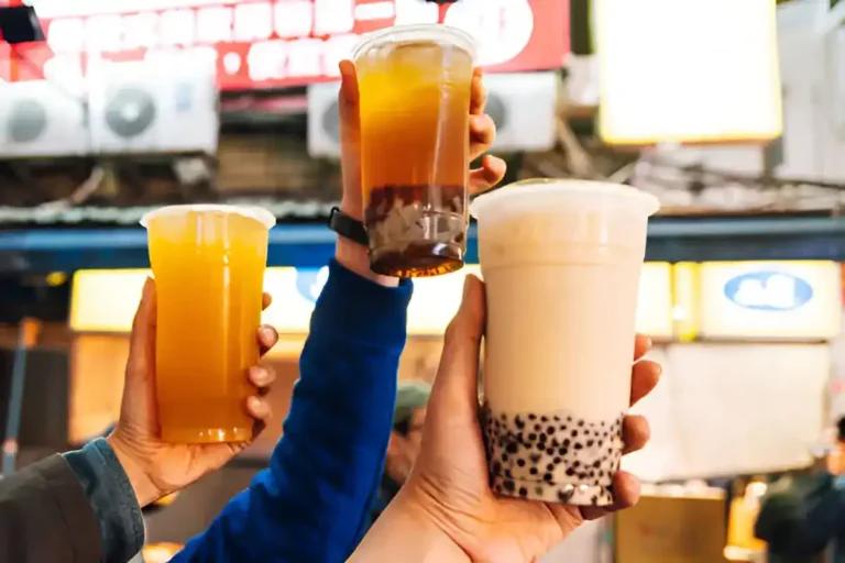 Berbagai-macam-beverages-minuman-menggunakan-cup-plastik-tokoplastik